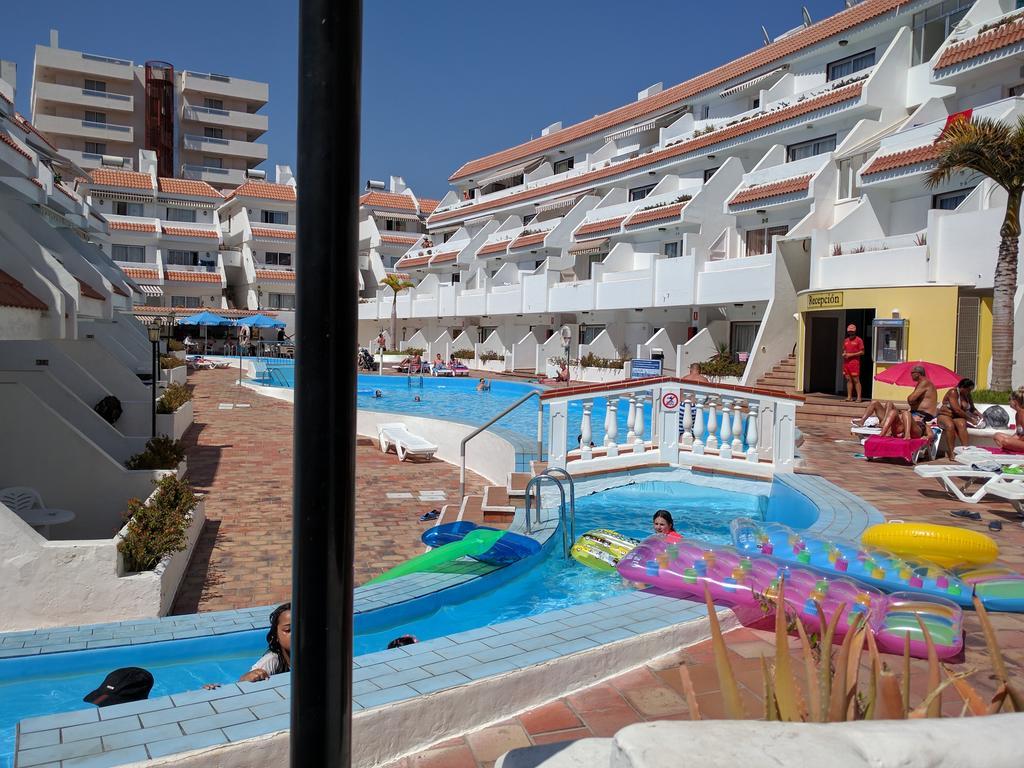 Apartamentos Las Floritas Playa de las Americas  Bagian luar foto