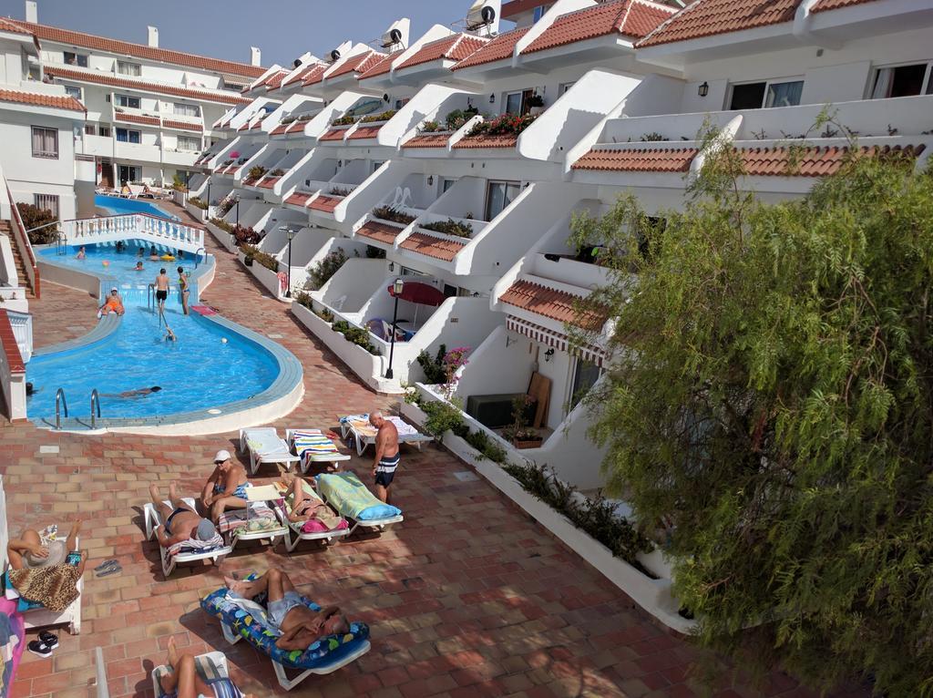 Apartamentos Las Floritas Playa de las Americas  Bagian luar foto